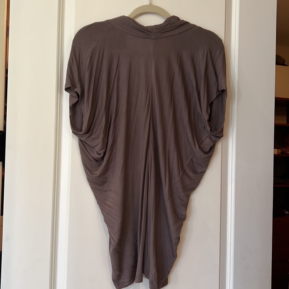 Threads top - Picture 2 of 2